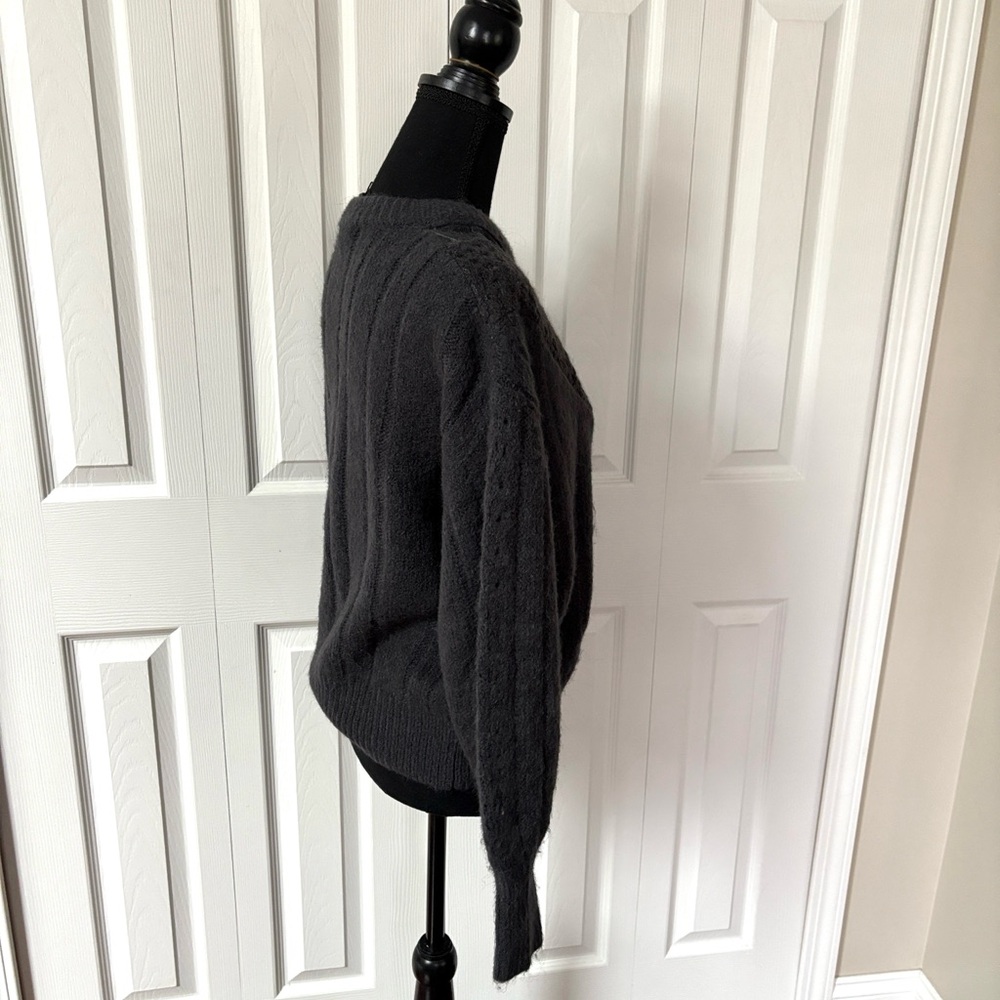 NWT Express Cable Knit Crew Neck Lace Sweater - Picture 11 of 14